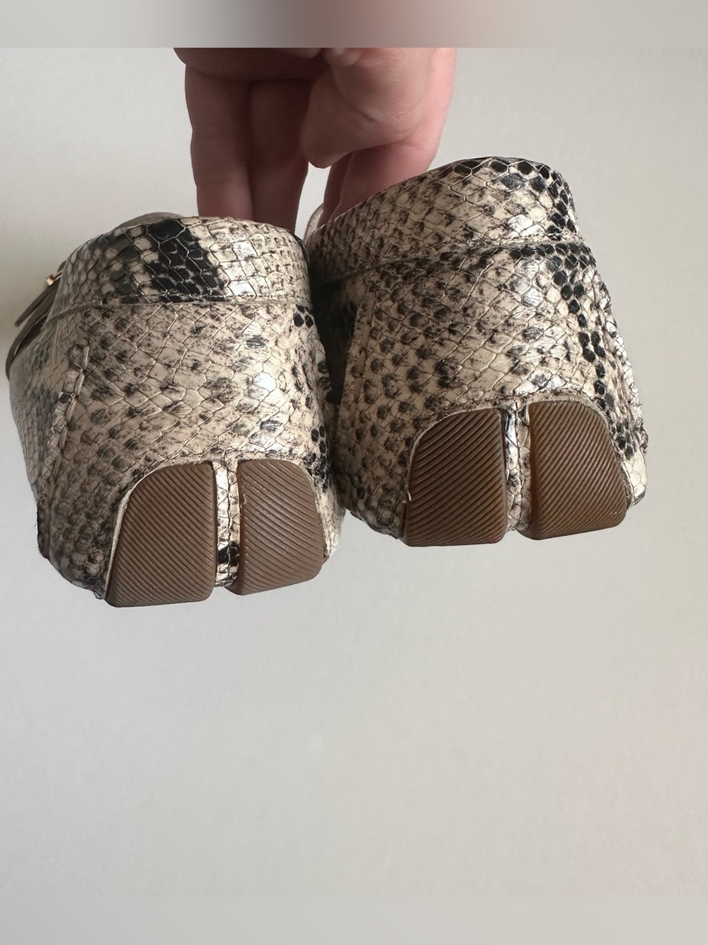 Cole Haan Snake Embossed Leather Loafers Size 8.5 B - Picture 3 of 6